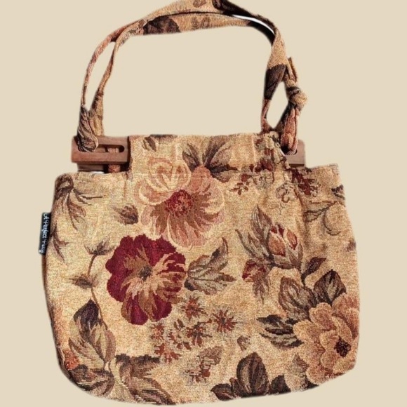 80s 90s Vintage Tapestry Handbag, Shoulder Purse, Floral Woven & Wood, Cottage - Picture 9 of 9